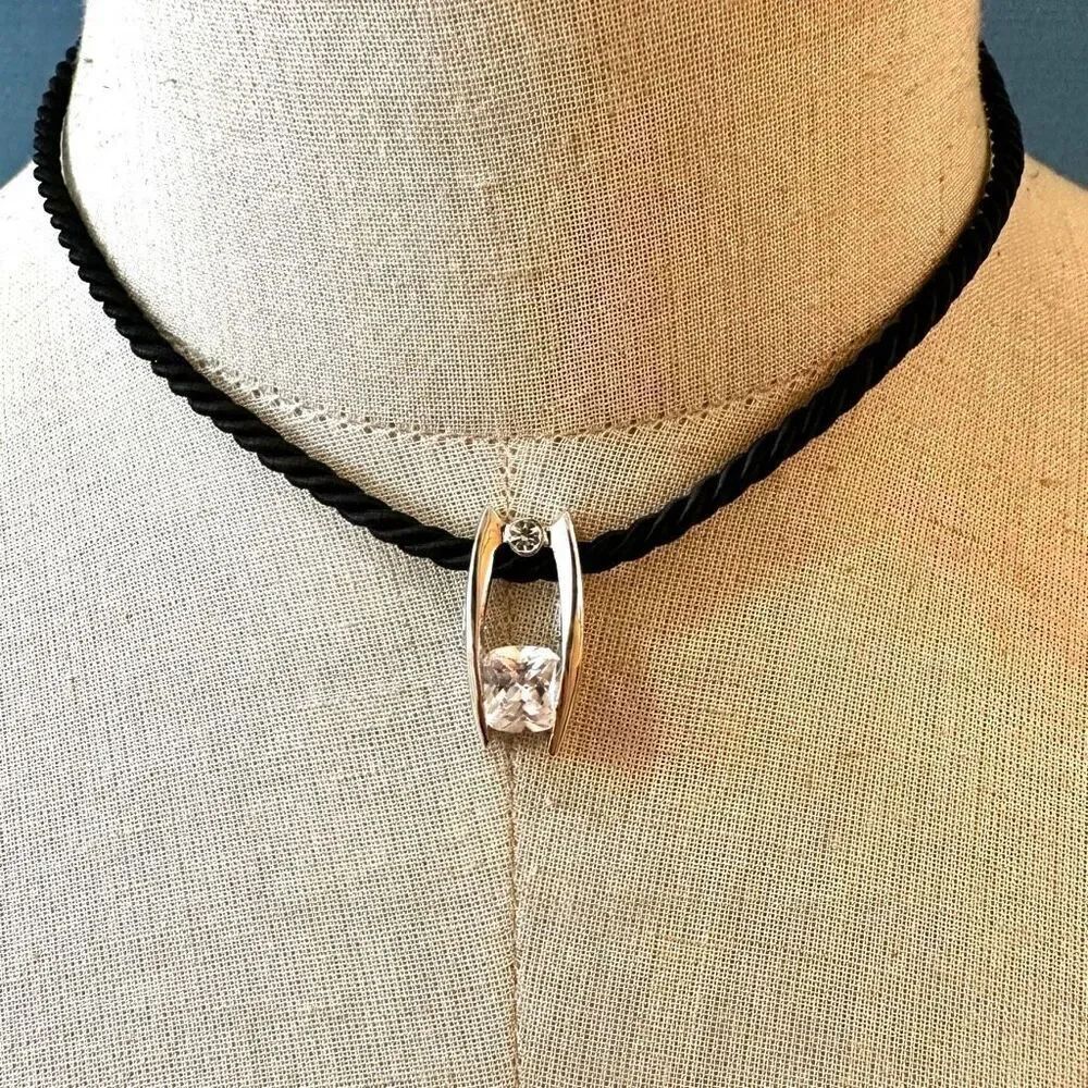 Cookie Leeโrhinestone choker necklace on cord